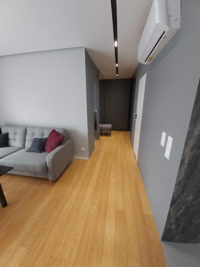 Wizjonerow Luxury & Garage Apartment *